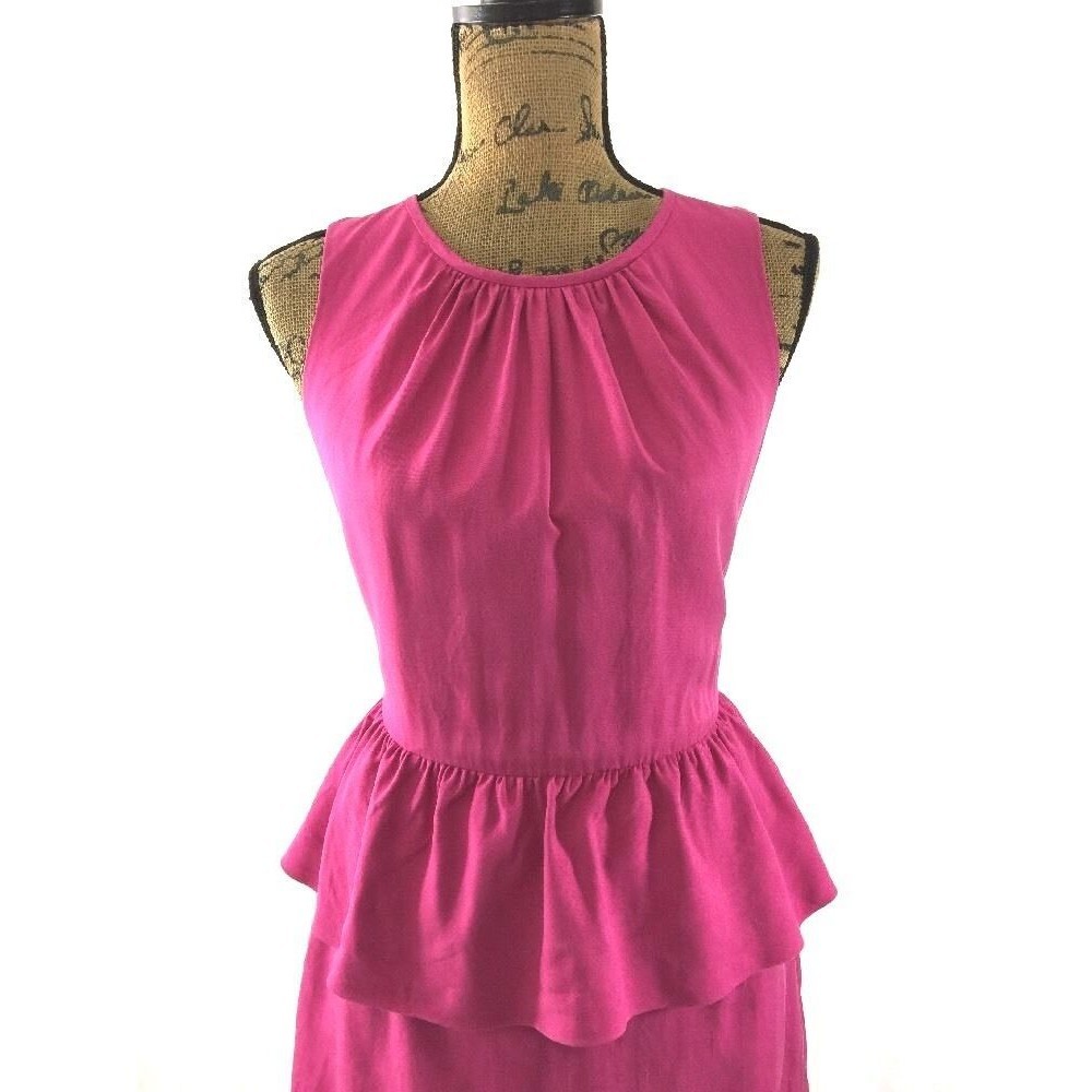 NWOT Trina Turk Dress 6 Pink Peplum Sheath Pleat Sleeveless Tencel